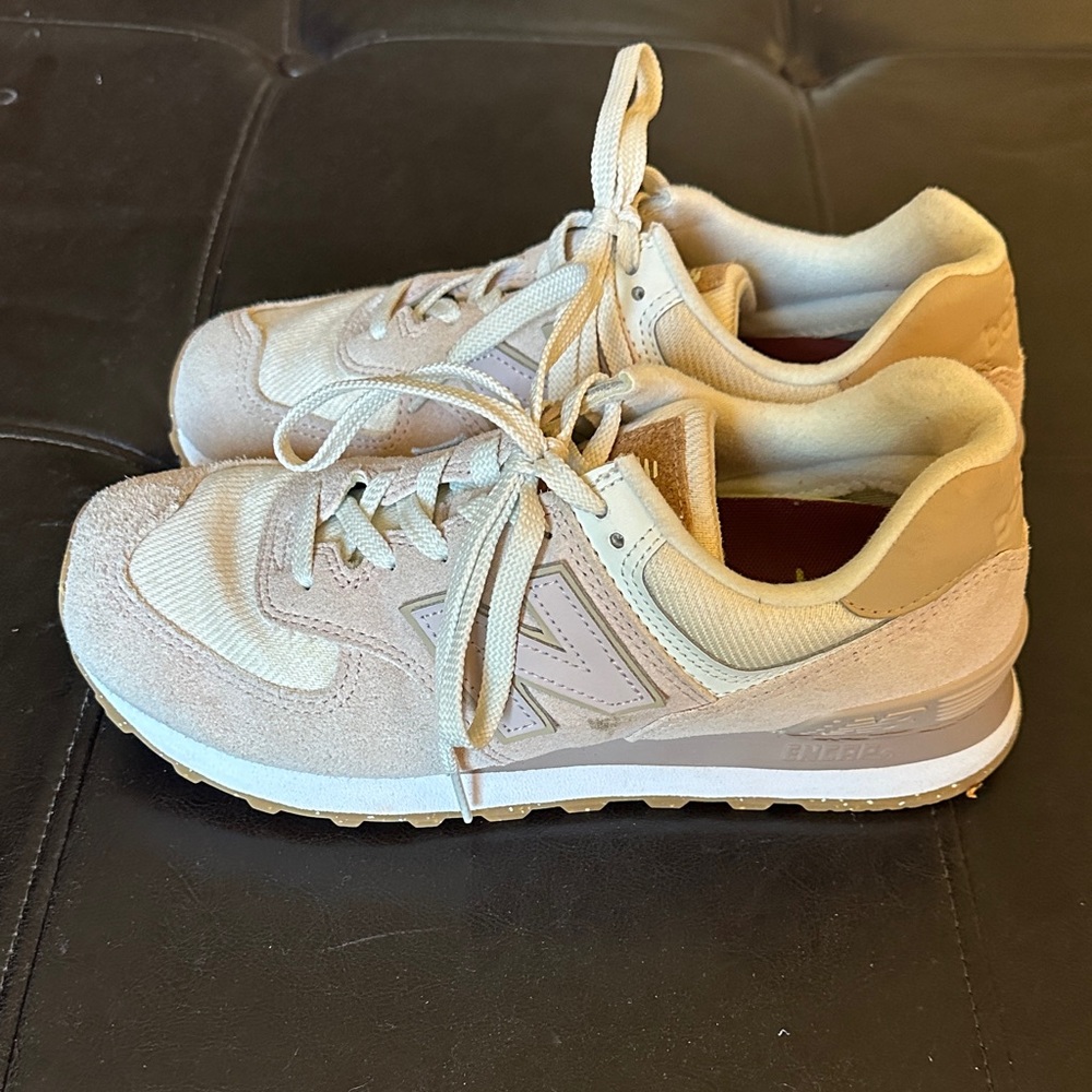 New Balance 574 Women’s sneaker